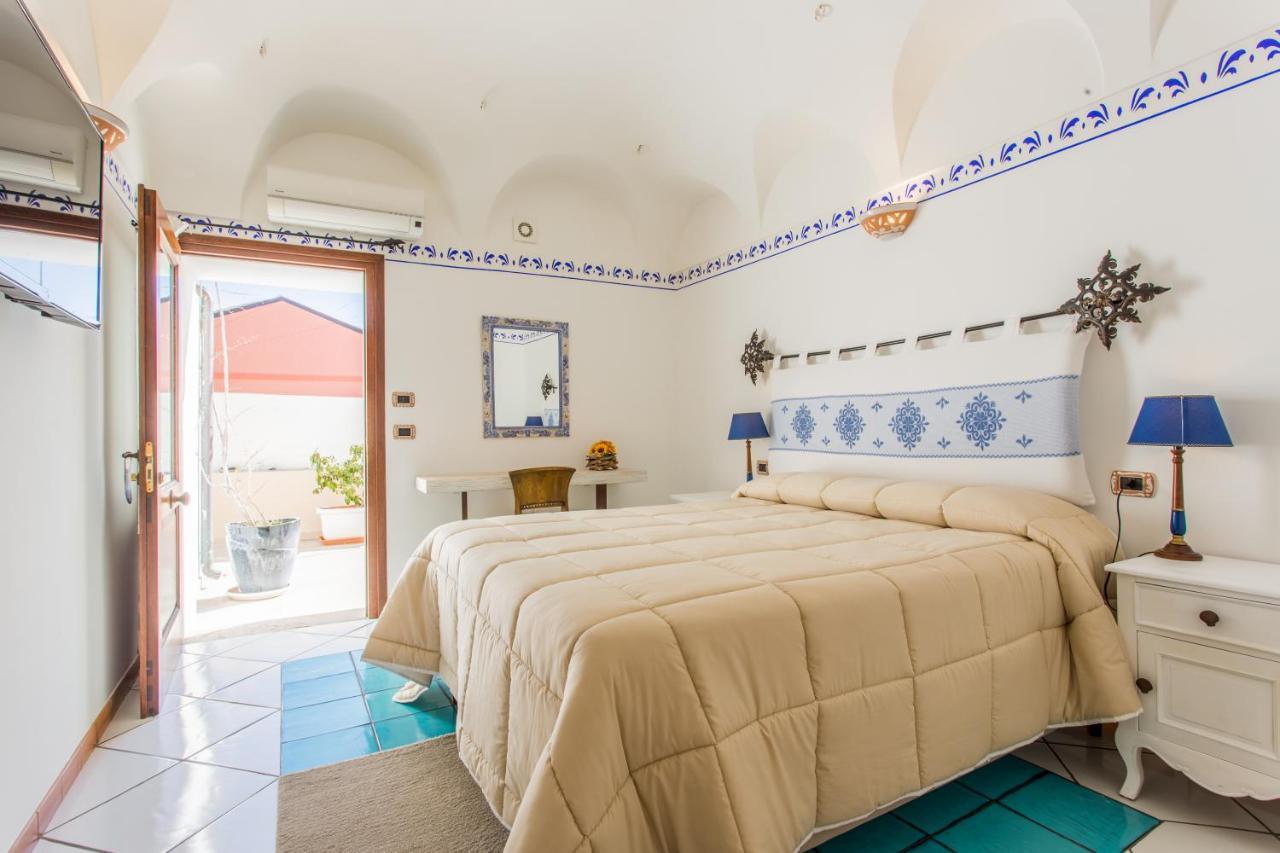 Residenza Sveva Bed & Breakfast Термоли Екстериор снимка