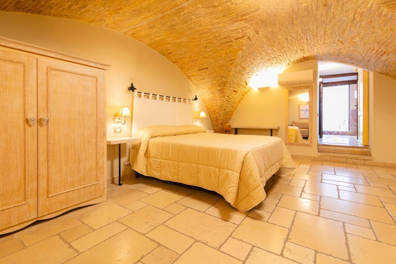 Residenza Sveva Bed & Breakfast Термоли Екстериор снимка