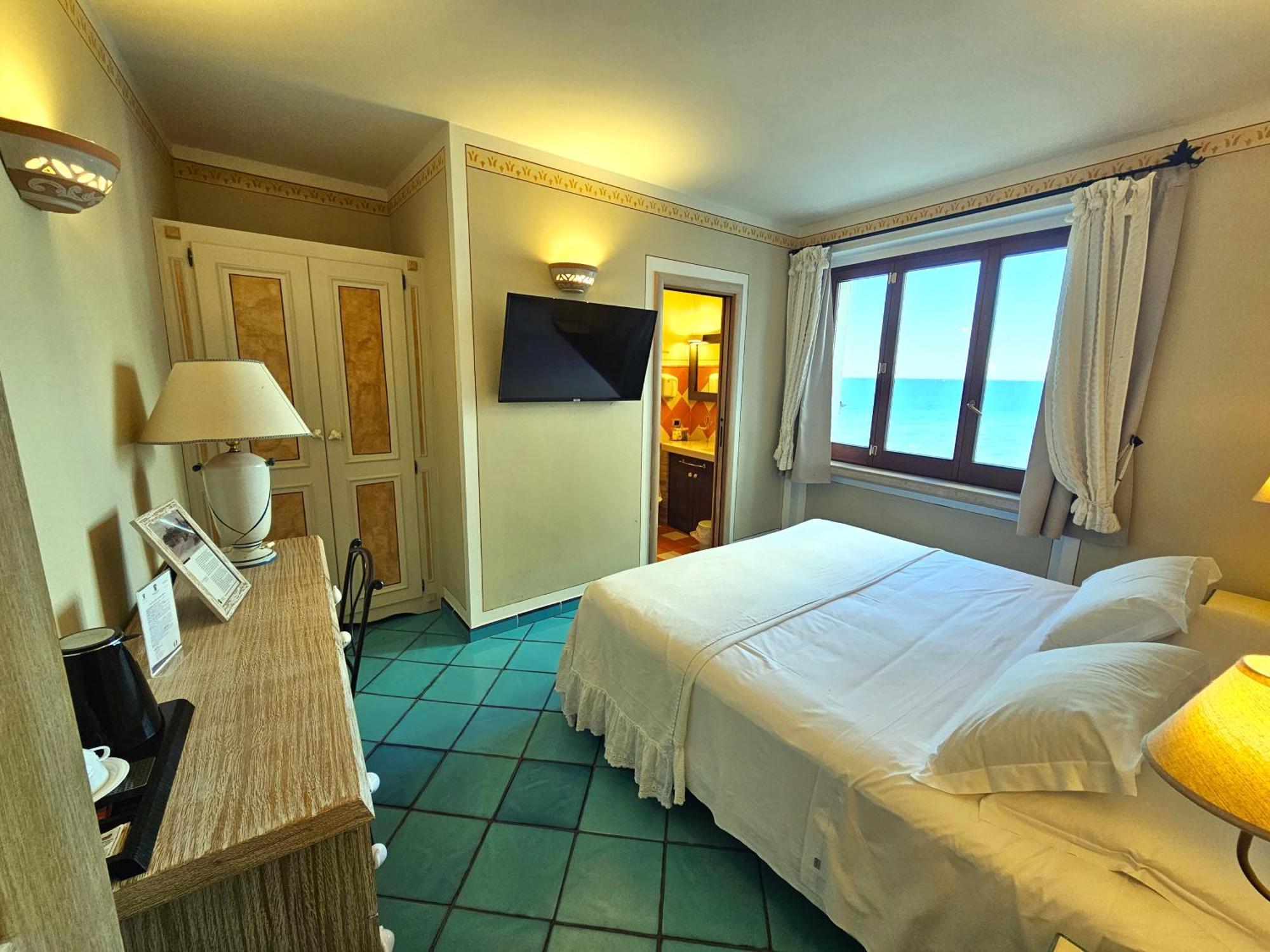 Residenza Sveva Bed & Breakfast Термоли Екстериор снимка