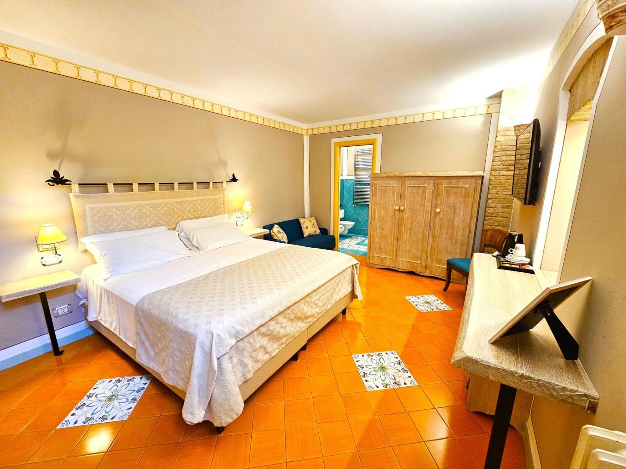 Residenza Sveva Bed & Breakfast Термоли Екстериор снимка