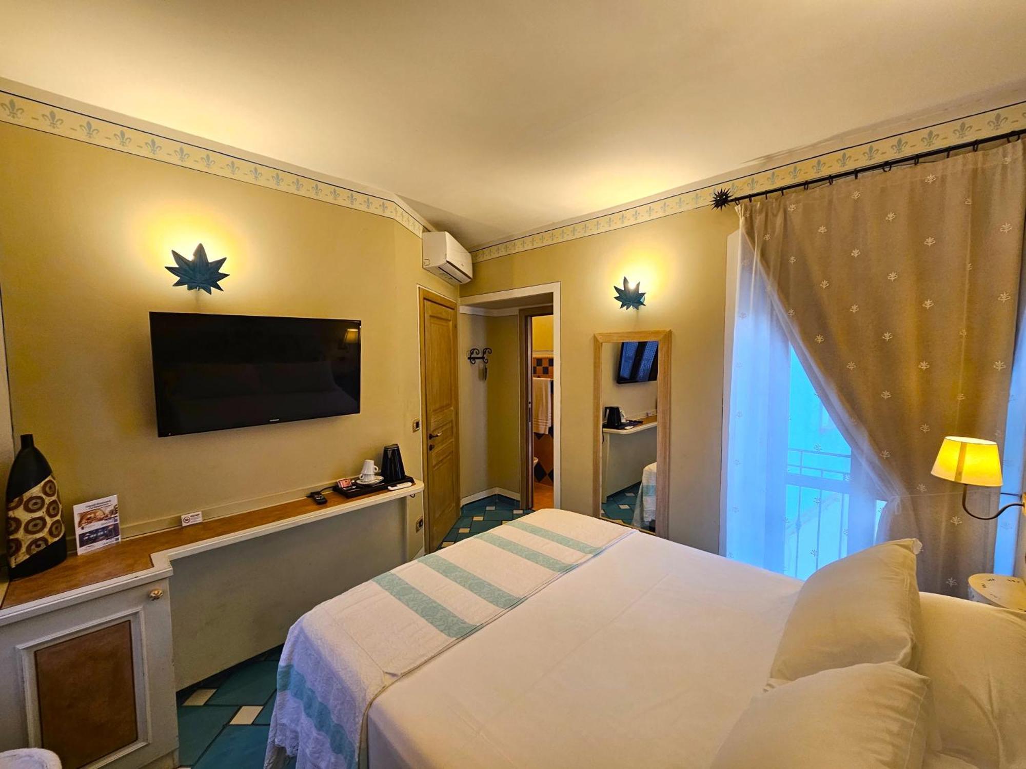 Residenza Sveva Bed & Breakfast Термоли Екстериор снимка